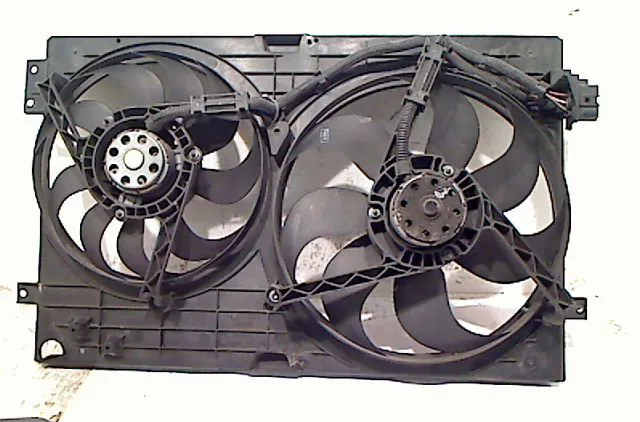 Moteur ventilateur radiateur VOLKSWAGEN BORA Phase 1 10-1998--12-2005 occasion