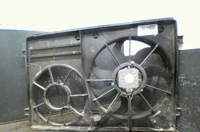 Moteur ventilateur radiateur Volkswagen PASSAT B6 (3C2) 2.0 tdi (2005-2009) occasion