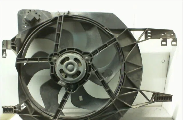 Moteur ventilateur refroidissement batterie de tra Opel VIVARO A Autobus-Autocar (X83) 2.0 cdti (f7, j7, a07) (2006-2014
