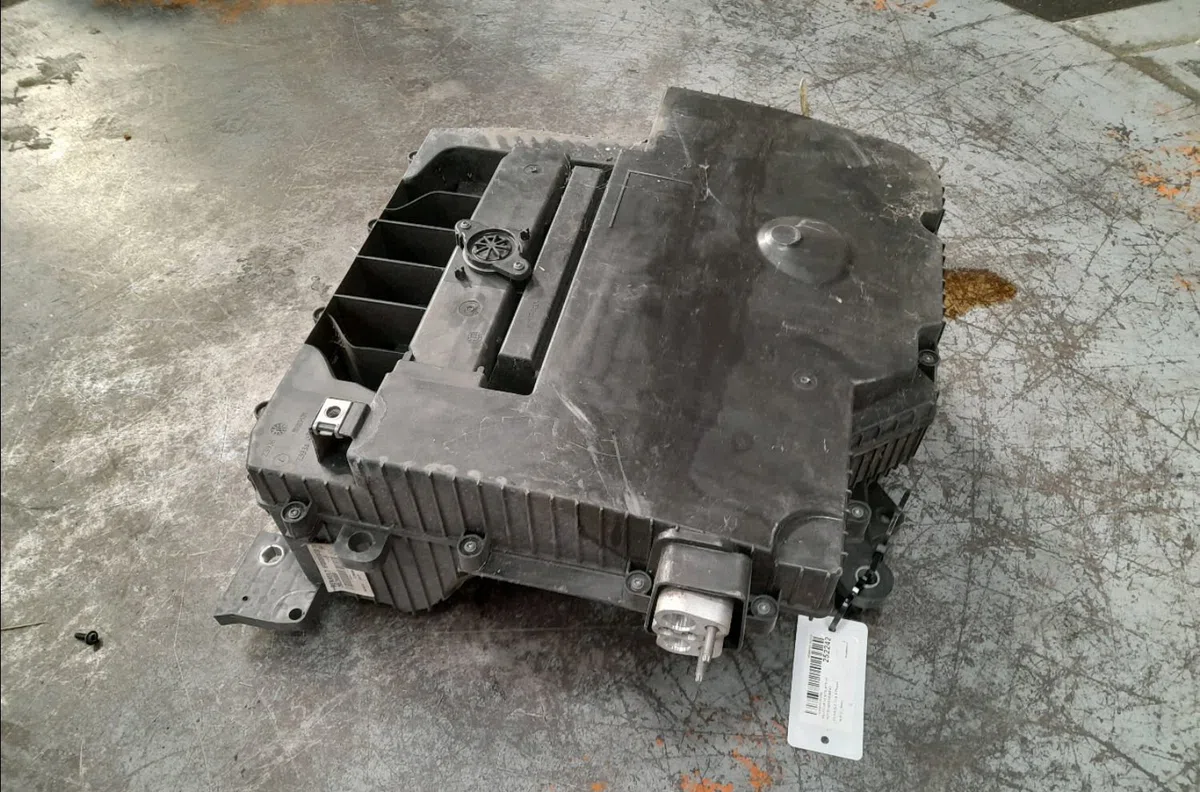 Moteur ventilateur refroidissement batterie de tra Renault ZOE (BFM_) Zoe (bfmc, bfmd) (2019) occasion