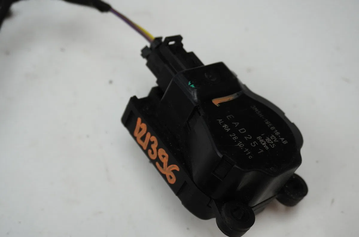 Moteur volet de chauffage Ford MONDEO IV (BA7) 2.0 tdci (2007-2015) occasion