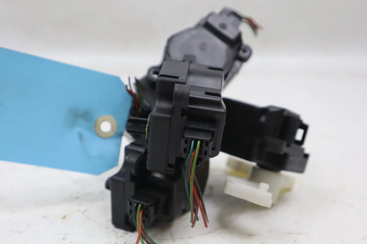 Moteur volet de chauffage Opel ASTRA J (P10) 1.7 cdti (68) (2009-2015) occasion