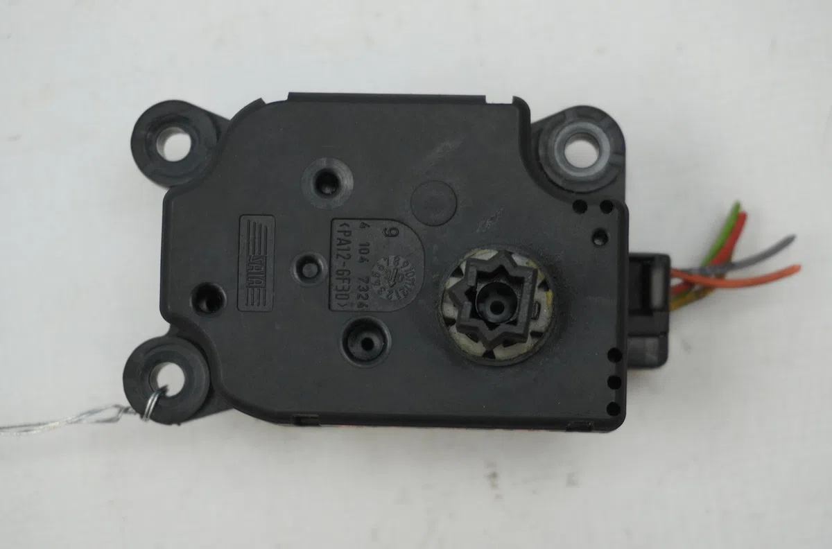 Moteur volet de chauffage Peugeot 1007 (KM_) 1.6 16v (2005) occasion