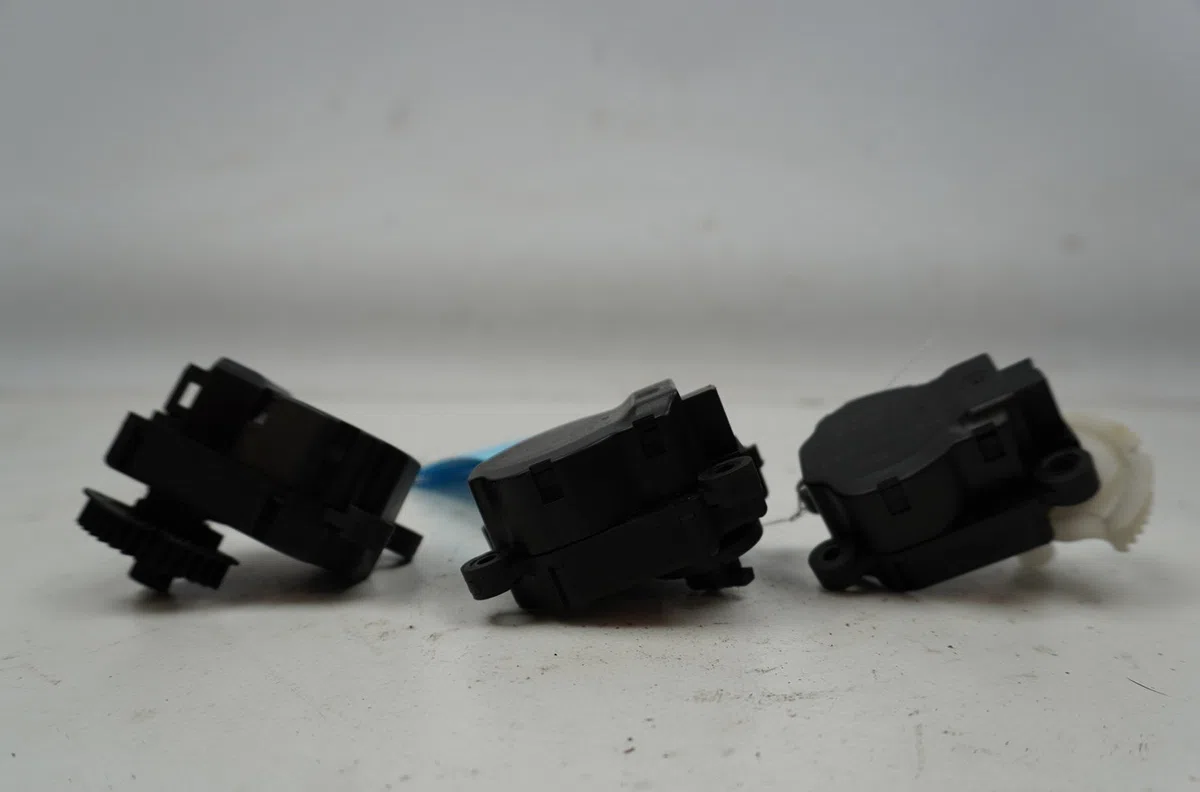 Moteur volet de chauffage Peugeot 3008 Monospace (0U_) 1.6 thp (2009-2016) occasion