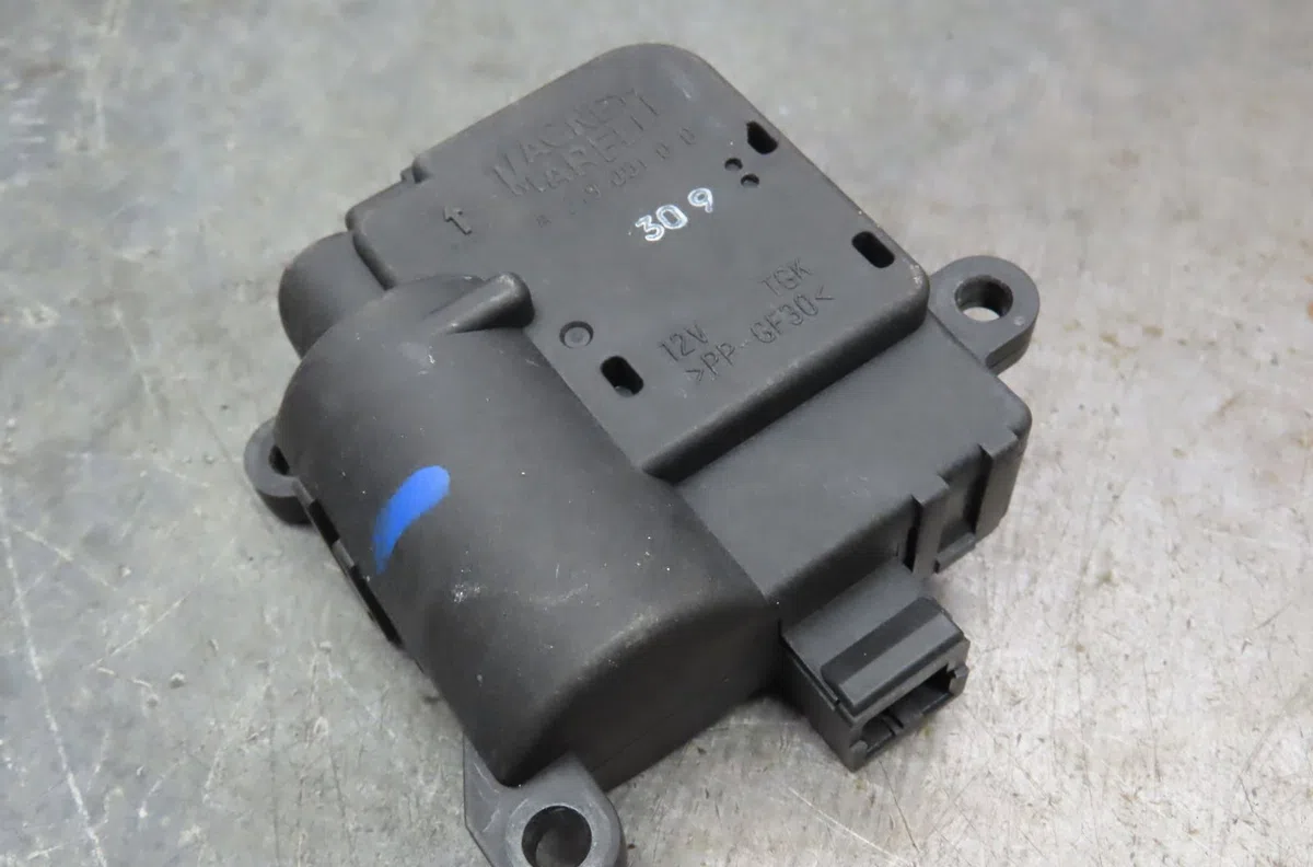 Moteur volet de chauffage Peugeot 307 (3A-C) 2.0 hdi 90 (2000-2007) 5 portes occasion