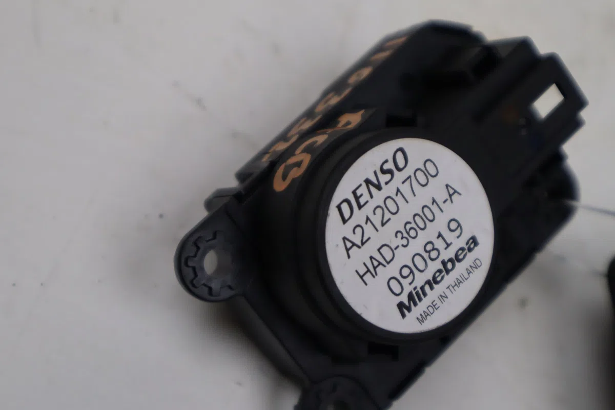 Moteur volet de chauffage Renault CAPTUR I (J5_, H5_) 1.3 tce 150 (j5nk, j5js) (2018) occasion