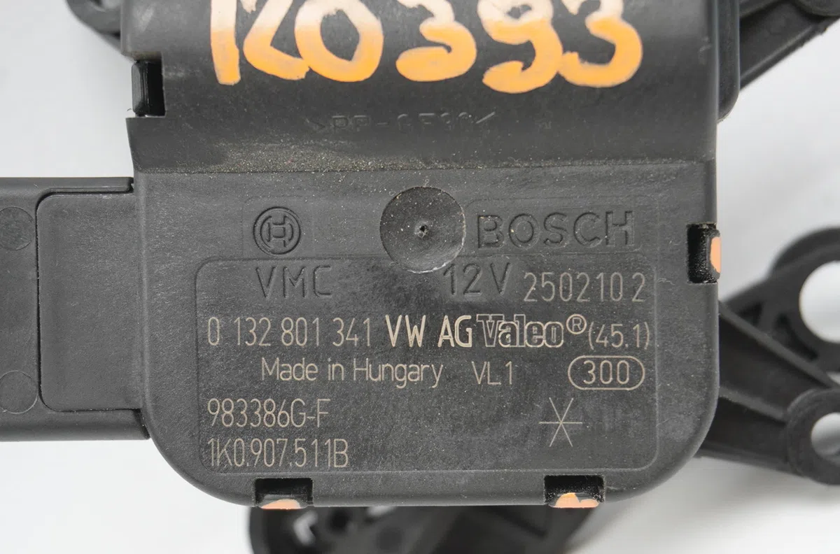 Moteur volet de chauffage Volkswagen GOLF VI (5K1) 1.6 tdi (2009-2012) 5 portes occasion