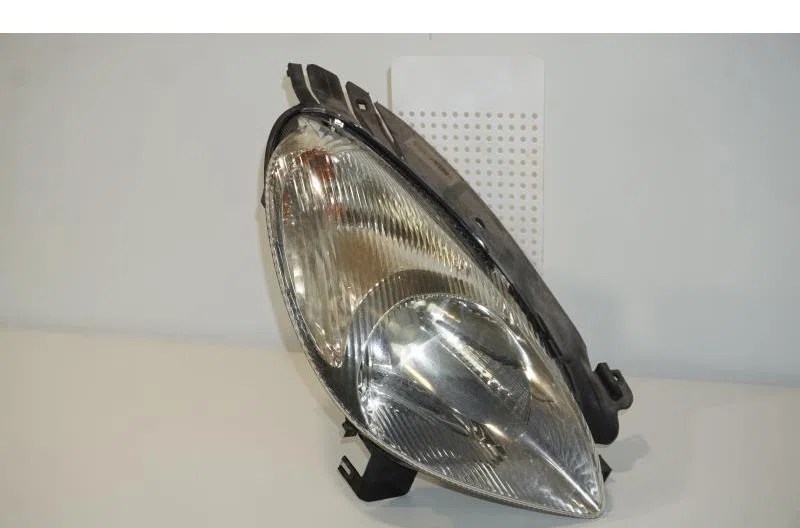 Optique avant principal droit (feux)(phare) pour CITROEN XSARA PICASSO PHASE 1