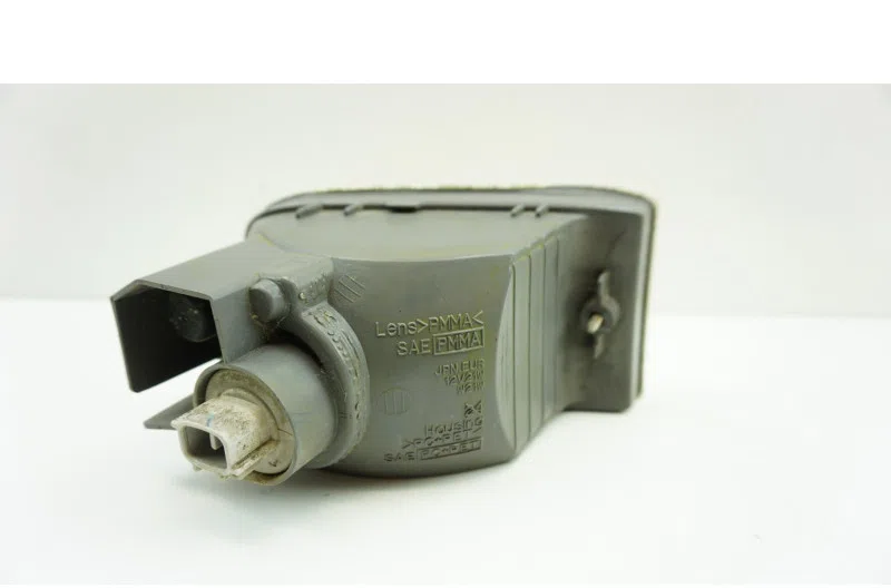Optique avant secondaire gauche (feux)(clignotant) pour TOYOTA RAV4 2 PHASE 1