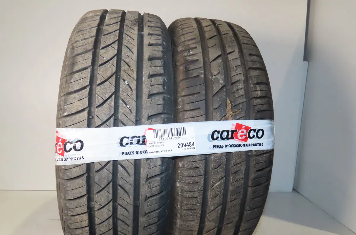 Paire de pneus Toyota COROLLA (_E12_) 1.4 d (nde120_) (2004-2007) 5 portes occasion