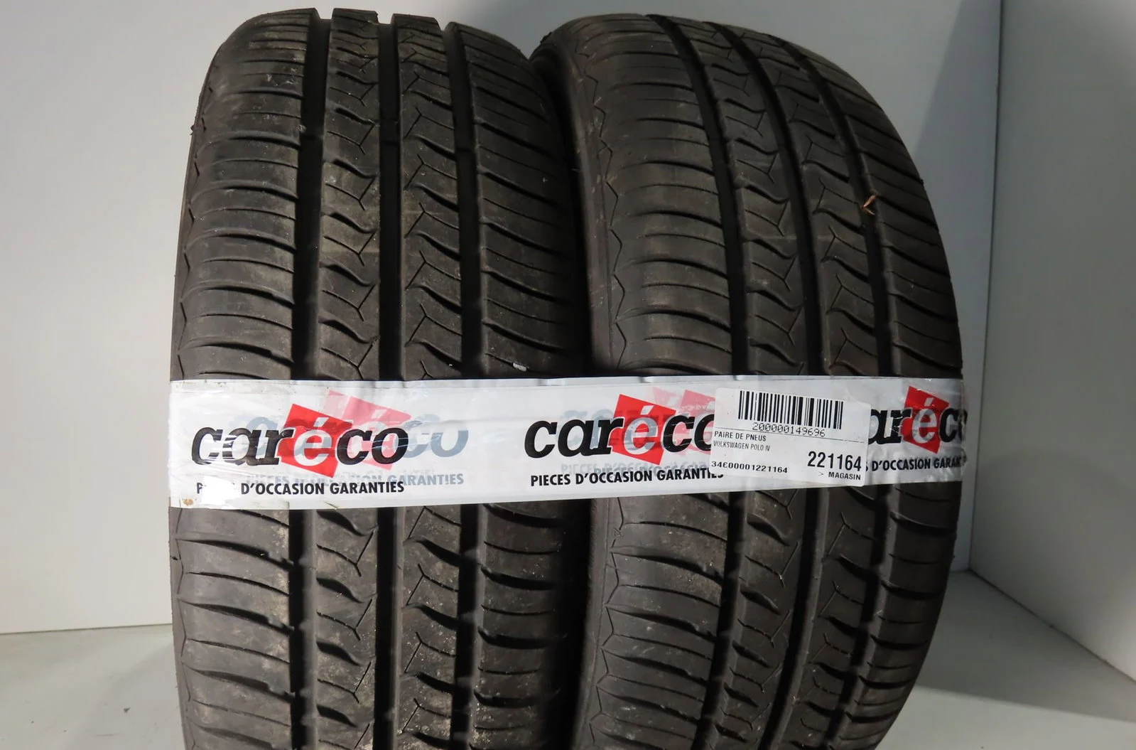 Paire de pneus Volkswagen POLO (9N_, 9A_) 1.4 tdi (2001-2005) occasion