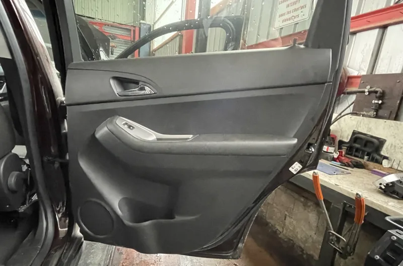 Panneau de porte arriere droit pour CHEVROLET ORLANDO