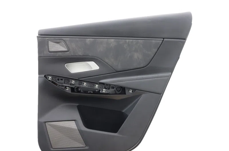 Panneau de porte arriere droit pour DS DS7 CROSSBACK