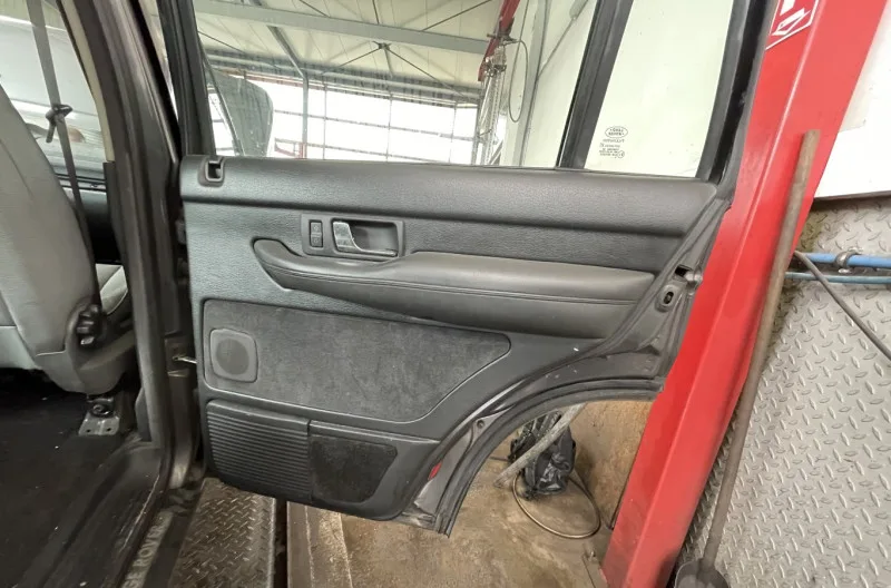 Panneau de porte arriere droit pour LAND ROVER RANGE ROVER 2 PHASE 1
