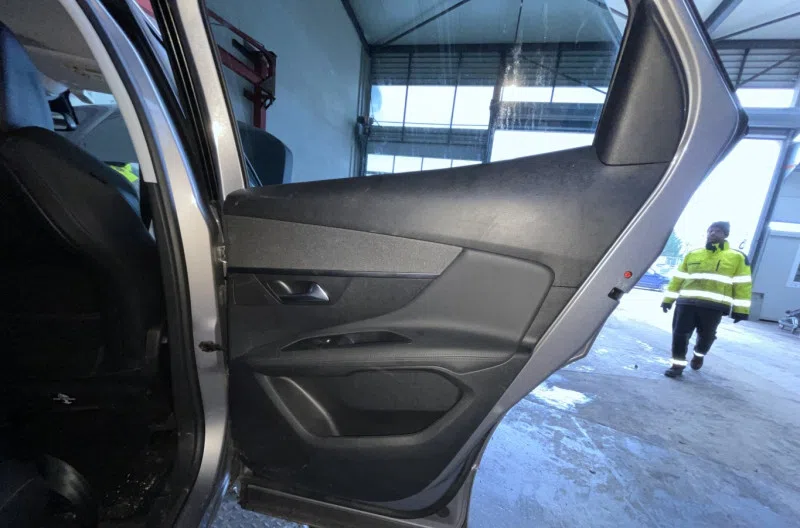 Panneau de porte arriere droit pour PEUGEOT 3008 2 PHASE 1