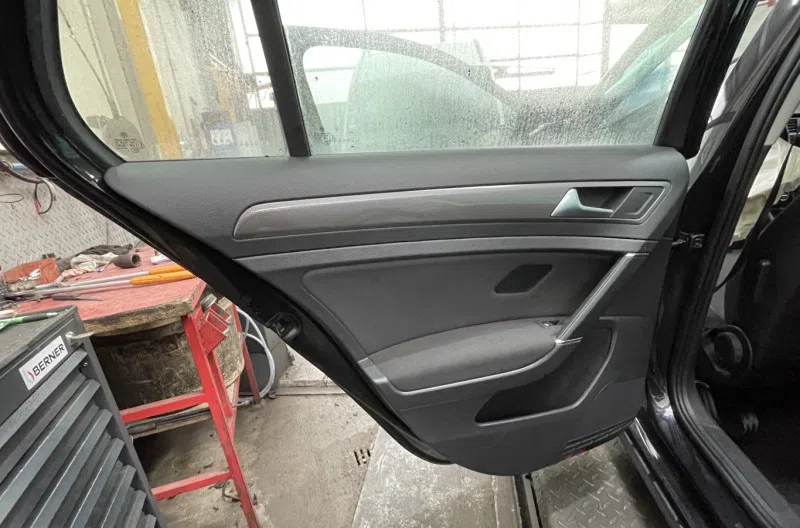 Panneau de porte arriere gauche pour VOLKSWAGEN GOLF 7 PHASE 2