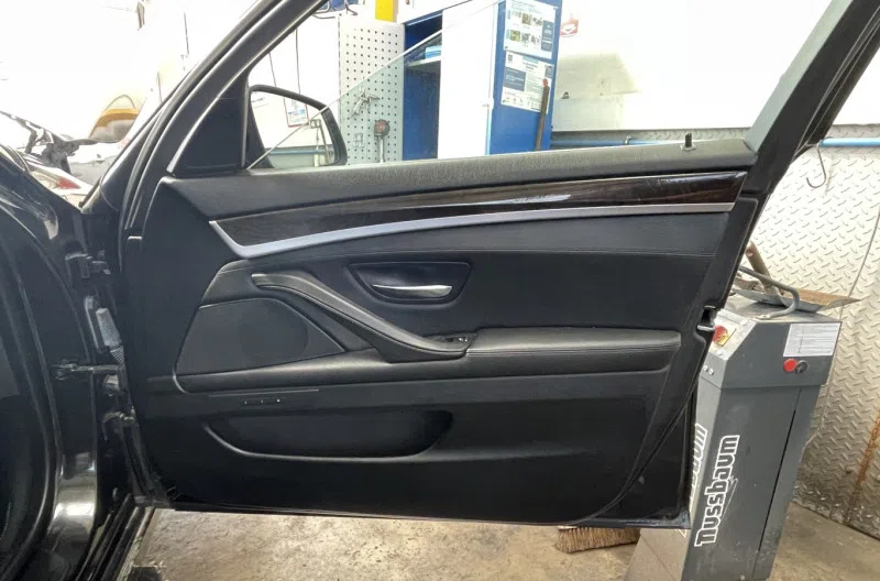 Panneau de porte avant droit pour BMW SERIE 5 F11 TOURING PHASE 1 BREAK