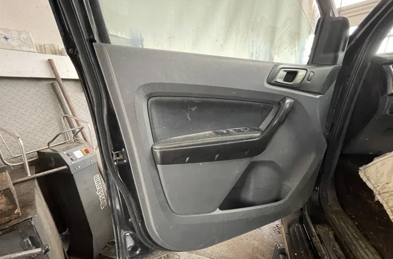Panneau de porte avant gauche pour FORD RANGER 4 PHASE 2