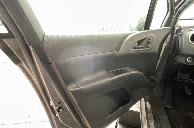 Panneau de porte avant gauche pour OPEL MERIVA B PHASE 1