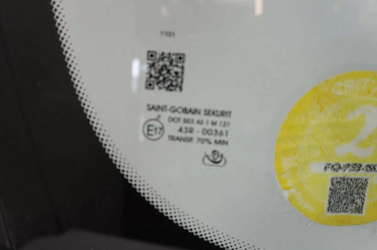 Pare-brise Bmw X1 (F48) Sdrive 16 d (2014) occasion