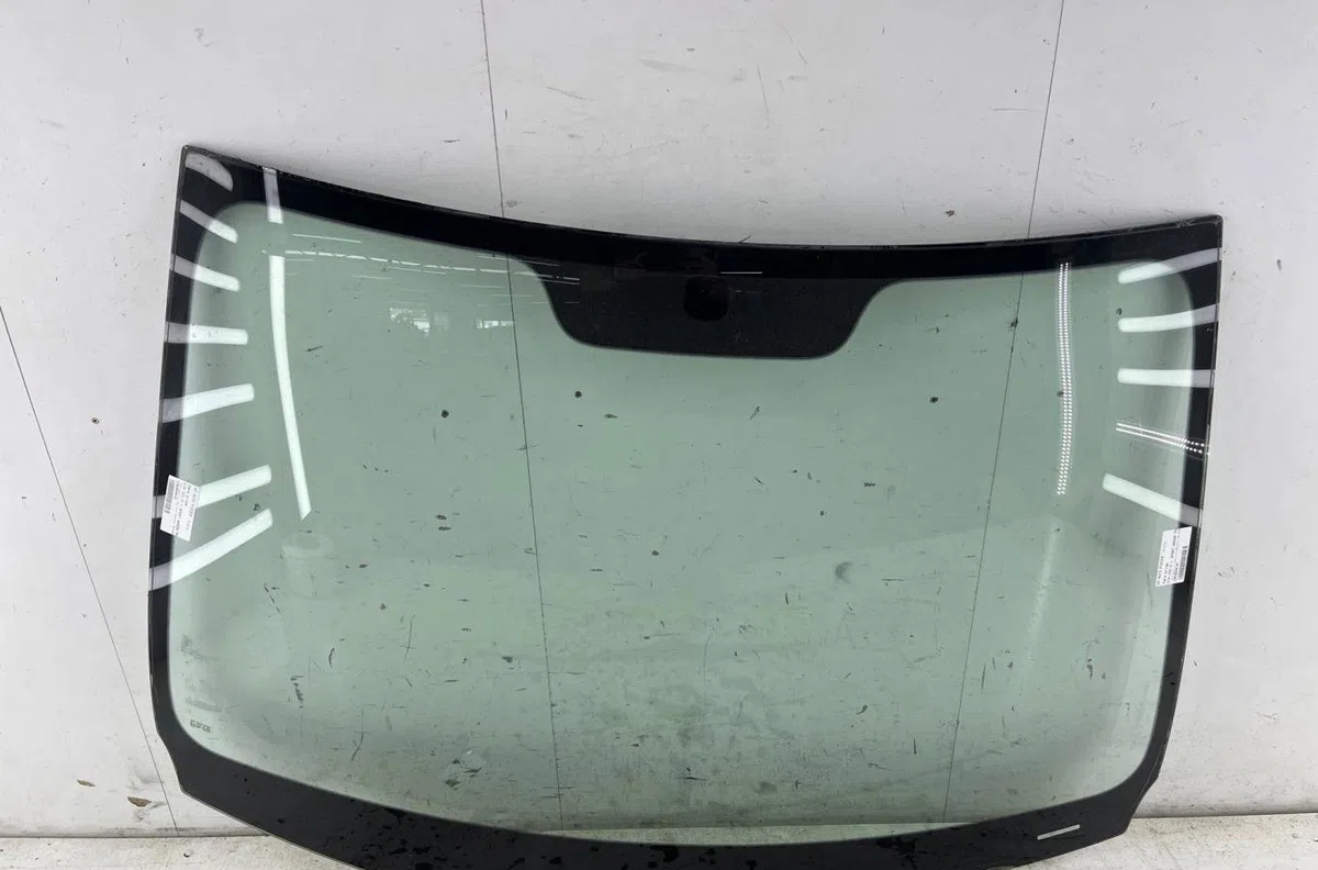 Pare-brise KIA CEE-D 1 SPORT WAGON PHASE 1 BREAK occasion