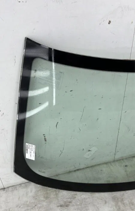 Pare-brise MINI MINI 2 R56 PHASE 1 occasion