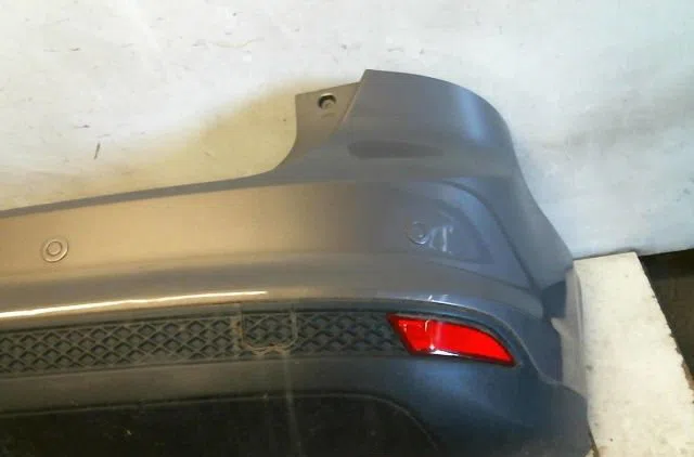 Pare-choc arrière Ford FOCUS III 1.6 ti (2010-2018) occasion