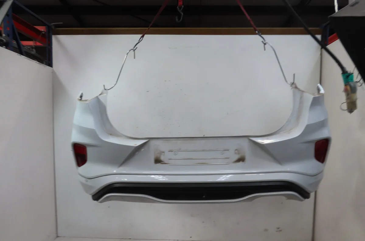 Pare-choc arrière Ford PUMA (J2K, CF7) 1.0 ecoboost mhev (2019) occasion