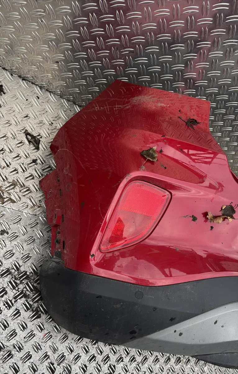 Pare-choc arrière Ford PUMA (J2K, CF7) 1.0 flexifuel (2021) occasion