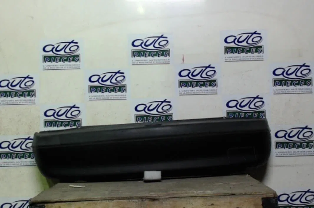 Pare-choc arrière Opel CORSA B (S93) 1.4 i 16v (f08, f68, m68) (1994-2000) occasion