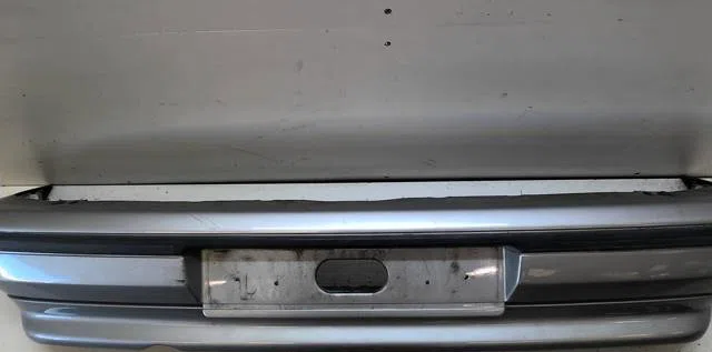 Pare-choc arrière Renault CLIO I (B-C57_, 5-357_) 1.4 (1991-1998) occasion