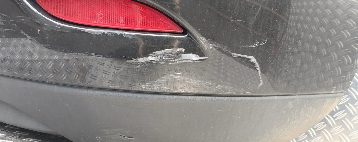 Pare-choc arrière Renault FLUENCE (L3_) 1.5 dci (l30s) (2010) occasion