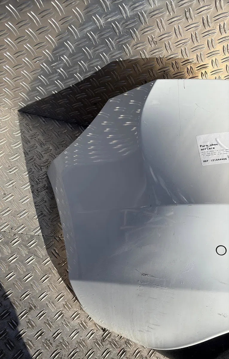 Pare-choc arrière Volvo V40 3-5 portes (525) D2 (2012-2016) occasion
