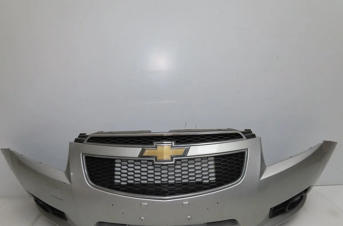 Pare-choc avant Chevrolet CRUZE (J300) 2.0 cdi (2010) occasion