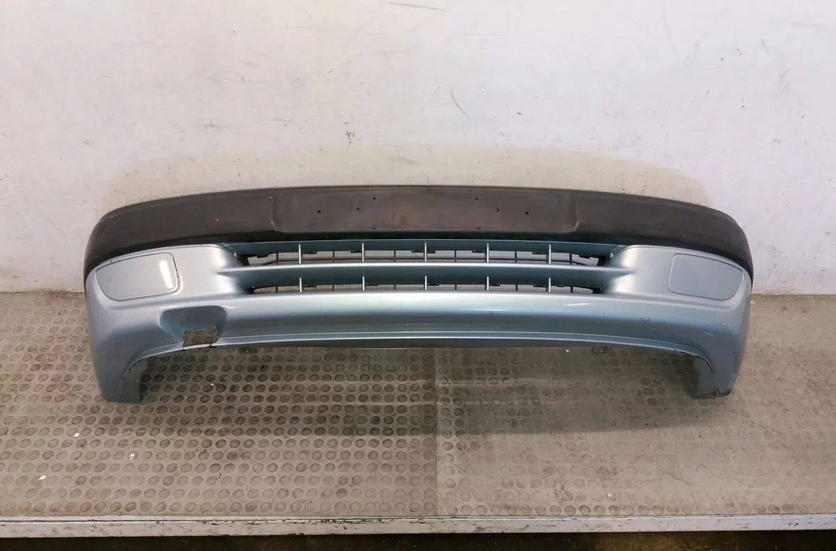 Pare-choc avant Citroen SAXO (S0, S1) 1.4 vts (1996-2003) occasion