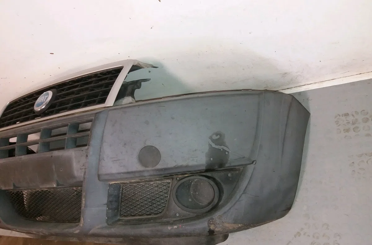 Pare-choc avant Fiat DOBLO Monospace (119_, 223_) 1.9 jtd (2003) occasion