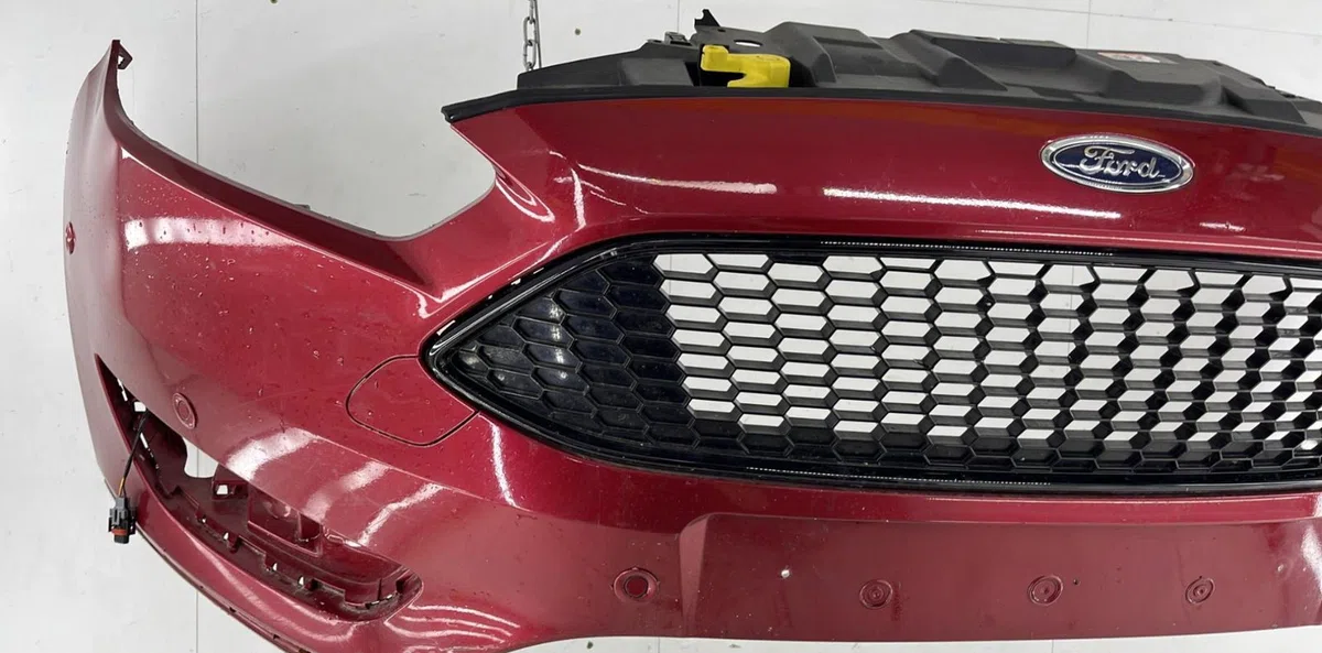 Pare-choc avant FORD FOCUS 3 PHASE 2 occasion