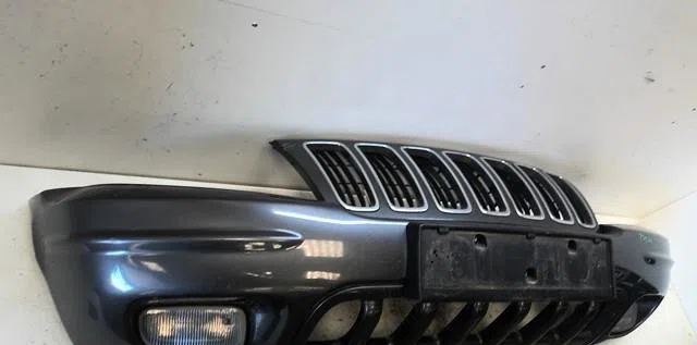 Pare-choc avant Jeep GRAND CHEROKEE II (WJ, WG) 2.7 crd 4x4 (2001-2005) occasion