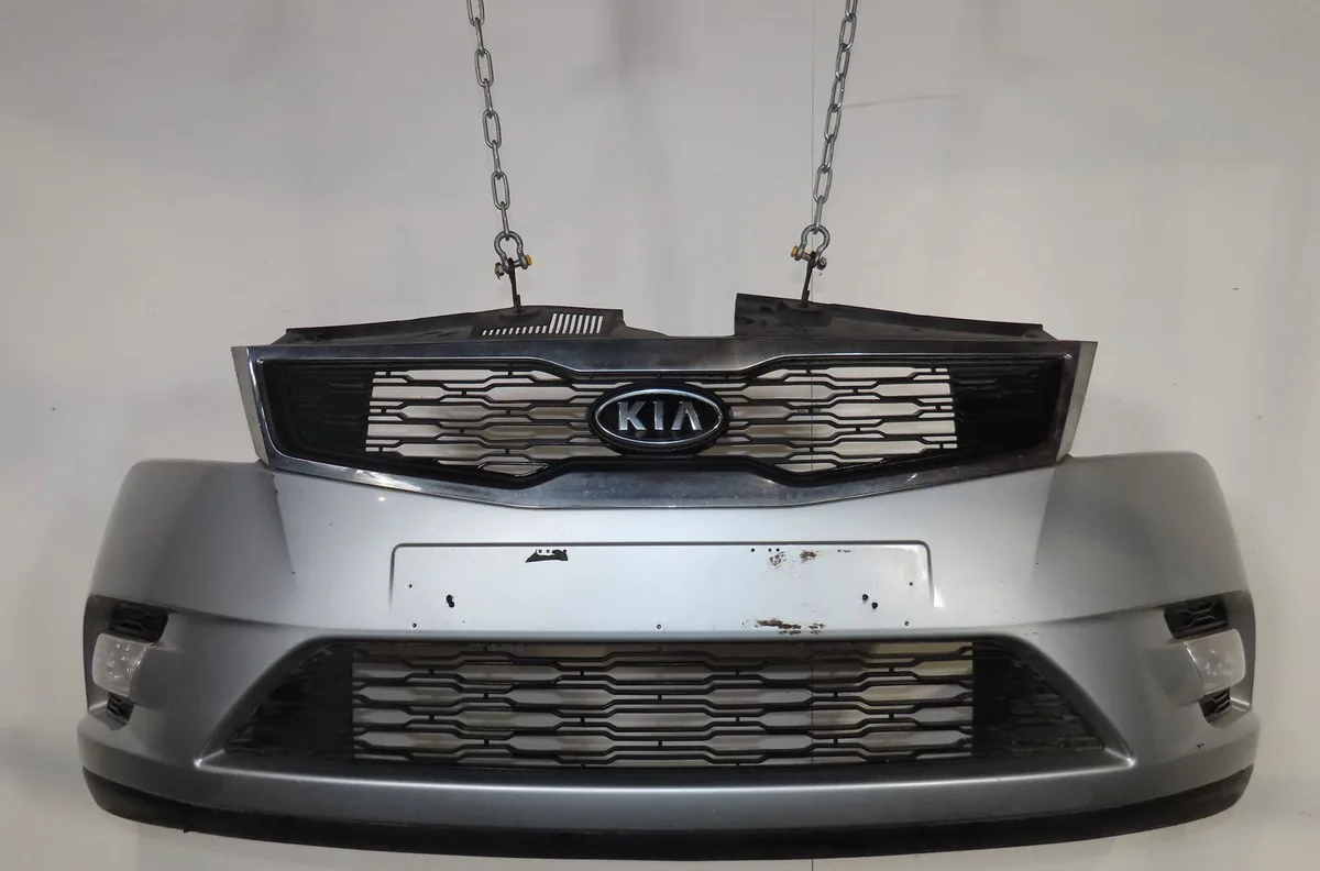 Pare-choc avant Kia CEE'D 3-5 portes (ED) 1.6 crdi 115 (2006-2012) occasion