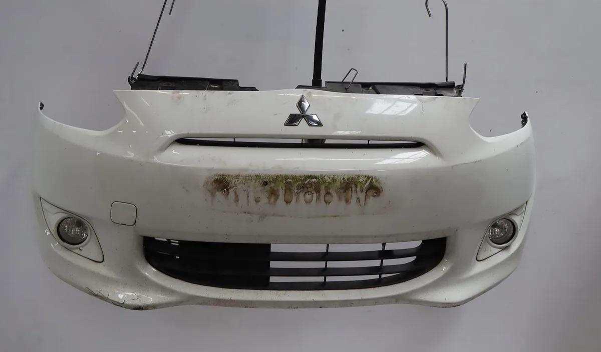 Pare-choc avant Mitsubishi MIRAGE - SPACE STAR VI 3-5 portes (A0_A) 1.0 (a05a) (2012) 5 portes occasion