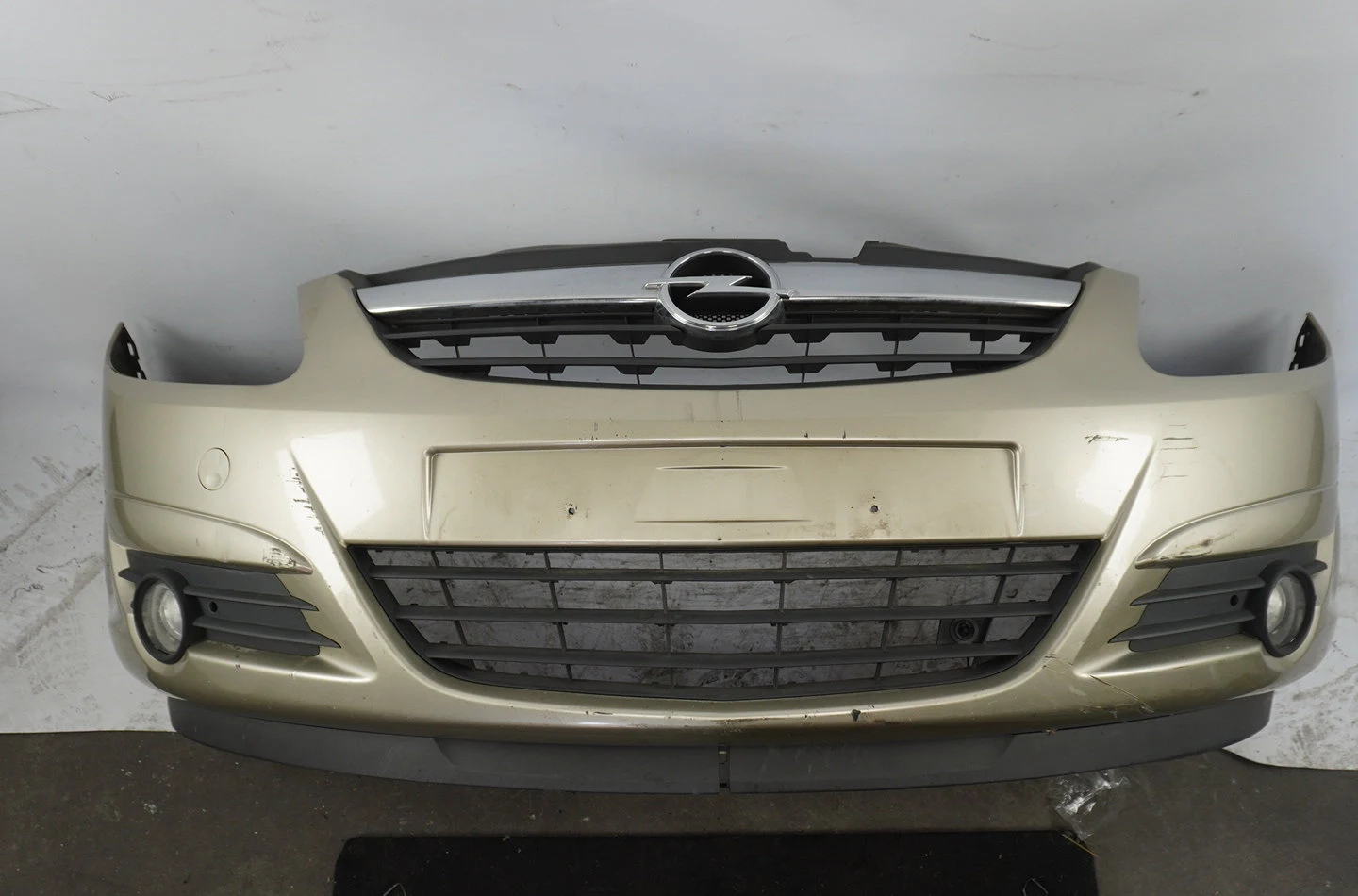 Pare-choc avant Opel CORSA D (S07) 1.2 (l08, l68) (2006-2014) 5 portes occasion