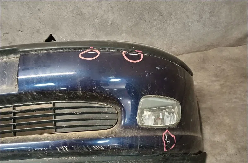 Pare-choc avant Opel VECTRA B 3-5 portes (J96) 2.0 i 16v (f68) (1995-2000) occasion