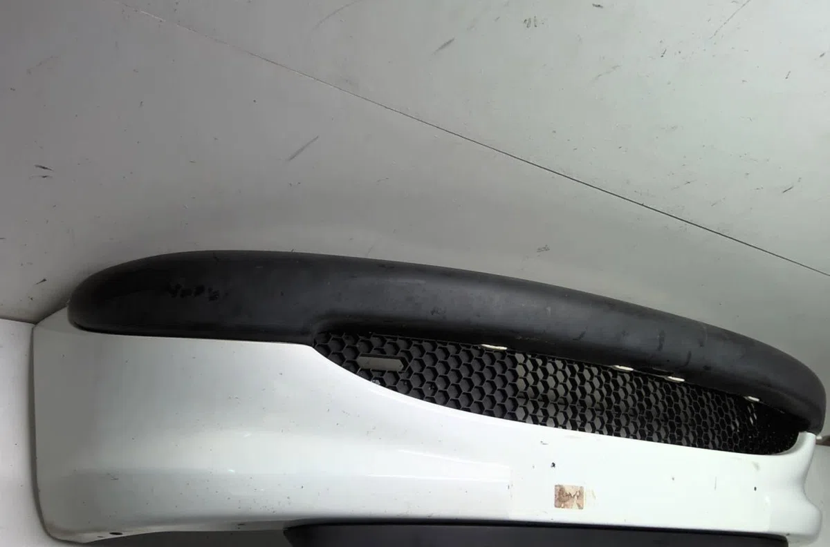 Pare-choc avant Peugeot 206 3-5 portes (2A-C) 1.4 hdi eco 70 (2001-2009) 5 portes occasion