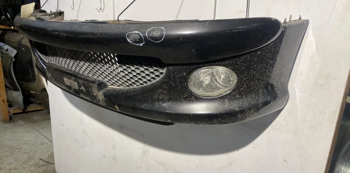 Pare-choc avant Peugeot 206 3-5 portes (2A-C) 1.4 i (1998-2012) 3 portes occasion
