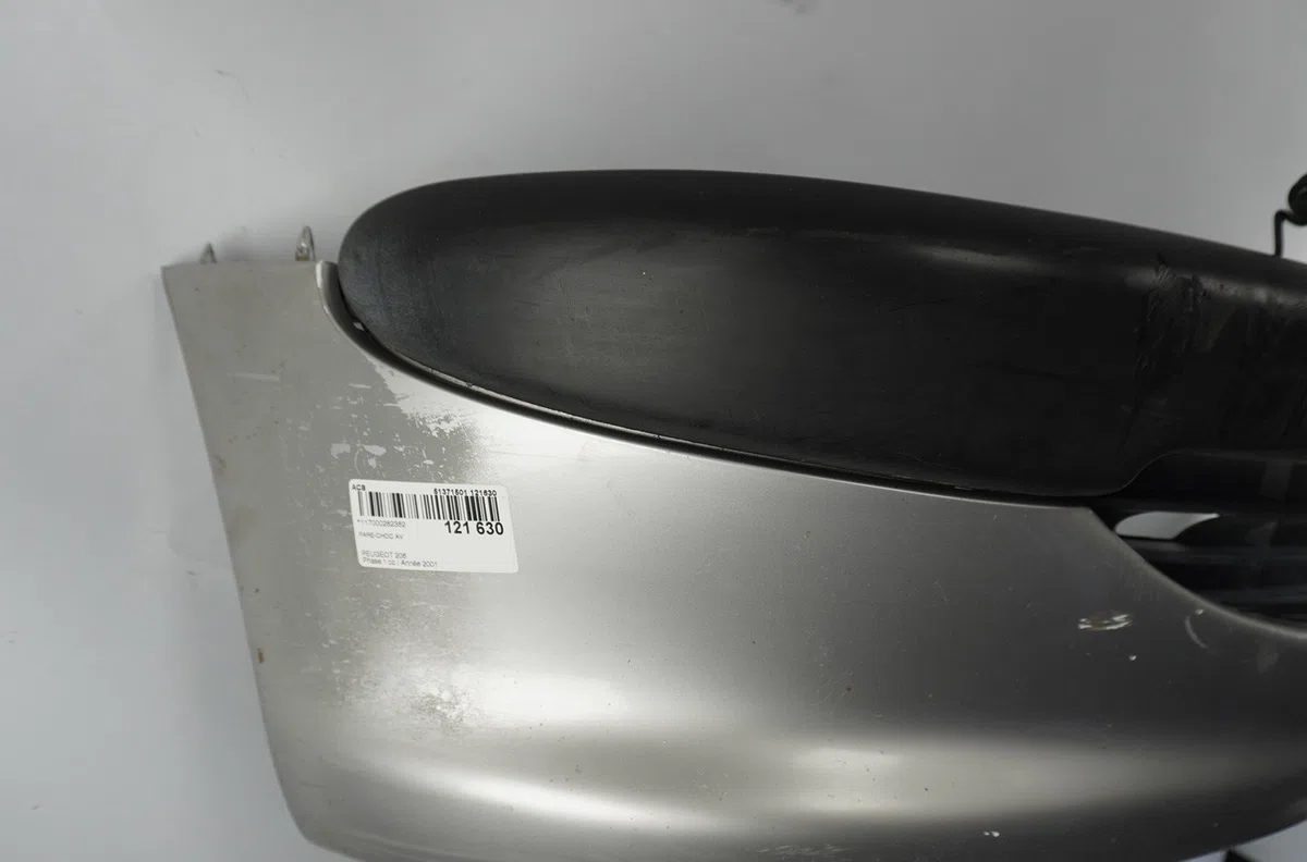 Pare-choc avant Peugeot 206 3-5 portes (2A-C) 1.9 d (1998-2001) 5 portes occasion