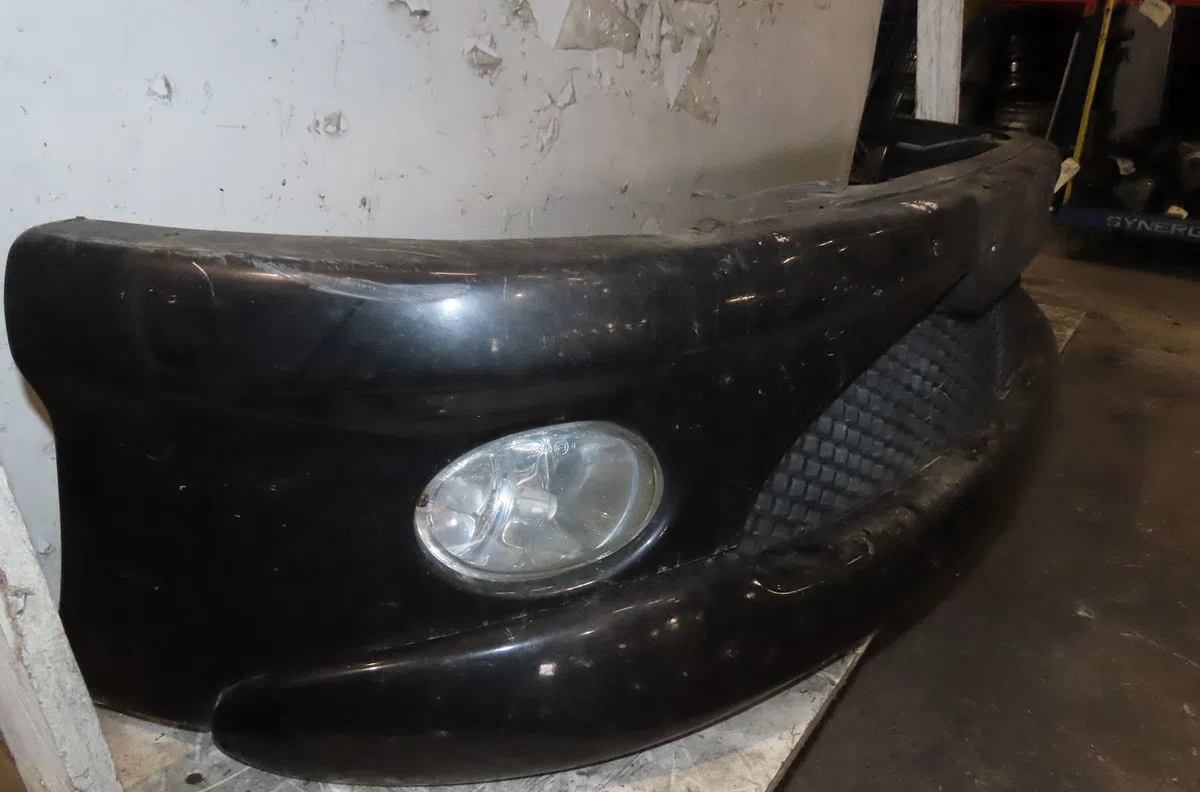 Pare-choc avant Peugeot 206 CC (2D) 1.6 16v (2dnfuf, 2dnfur) (2000-2007) 2 portes occasion
