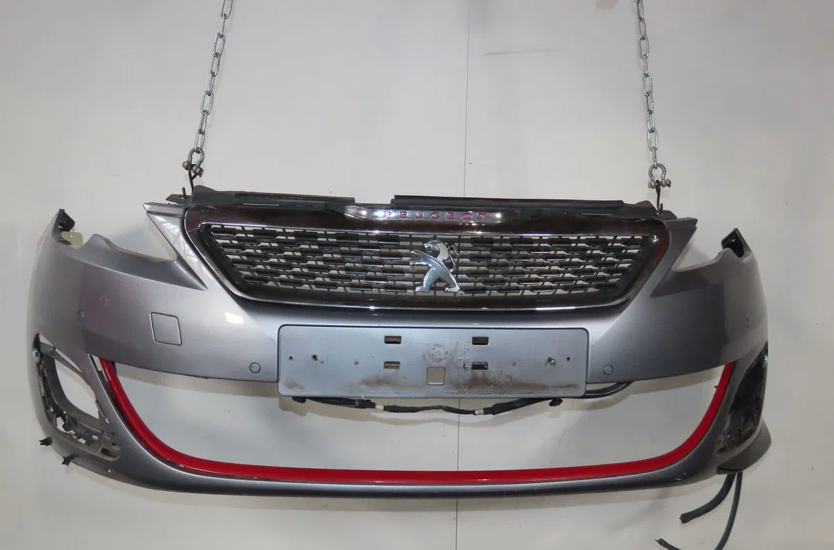 Pare-choc avant Peugeot 308 II (LB_, LP_, LW_, LH_, L3_) 1.6 gti (l35gnh) (2015-2021) occasion
