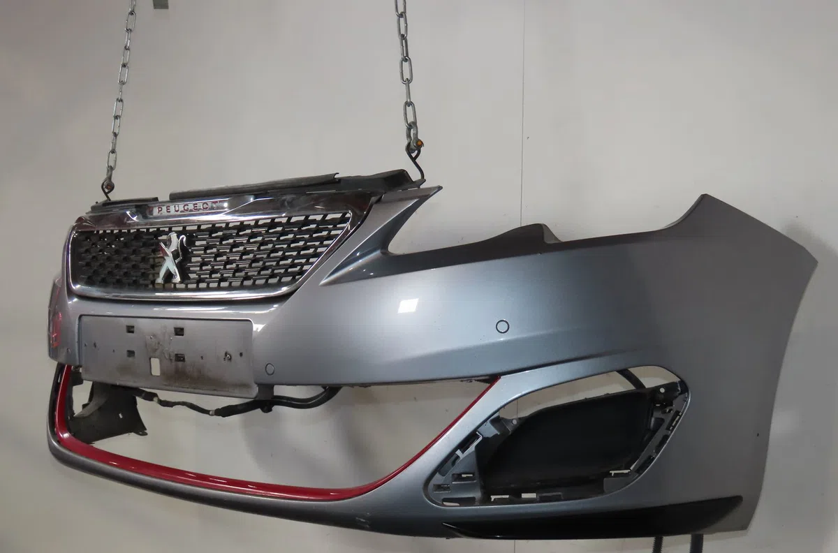 Pare-choc avant Peugeot 308 II (LB_, LP_, LW_, LH_, L3_) 1.6 gti (l35gnh) (2015-2021) occasion