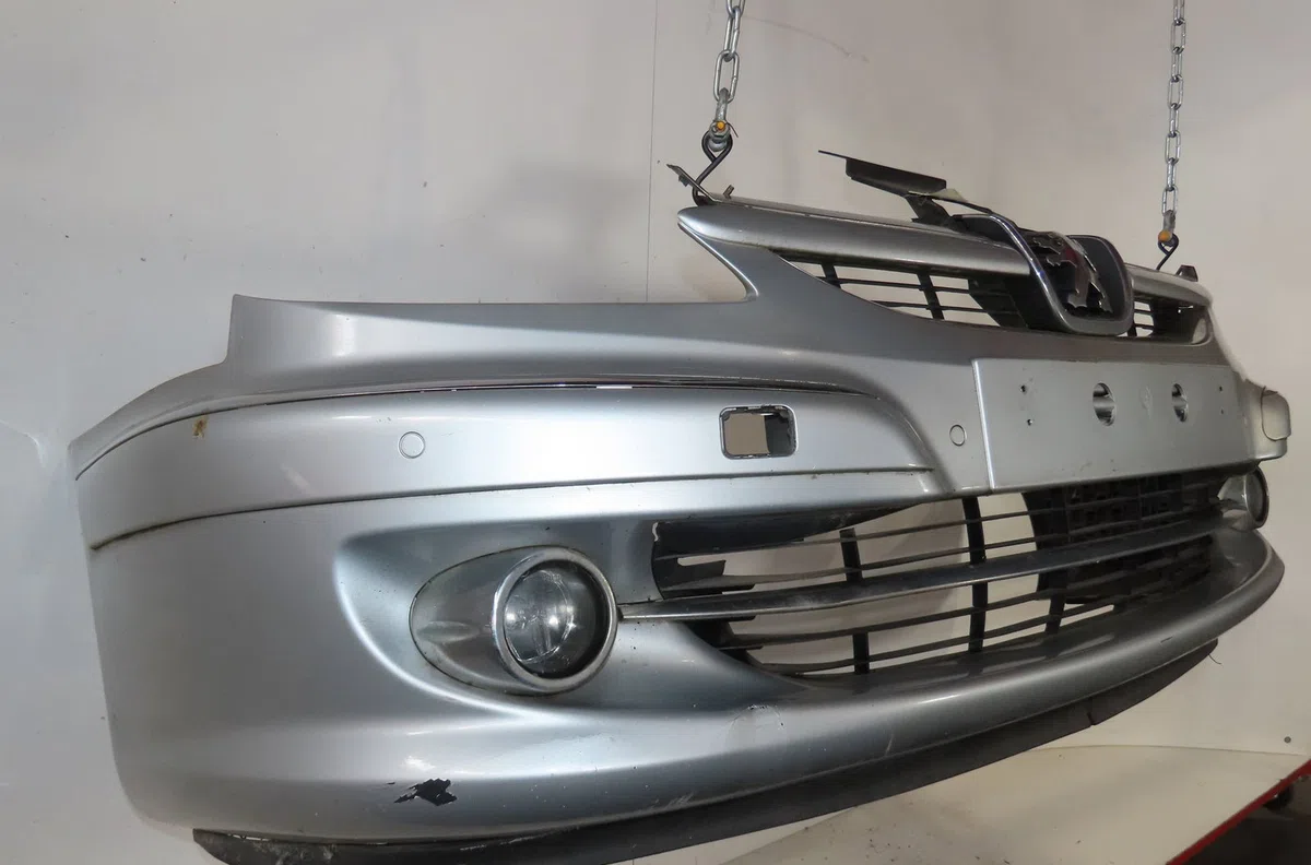 Pare-choc avant Peugeot 607 (9D, 9U) 2.0 hdi (2005-2011) occasion