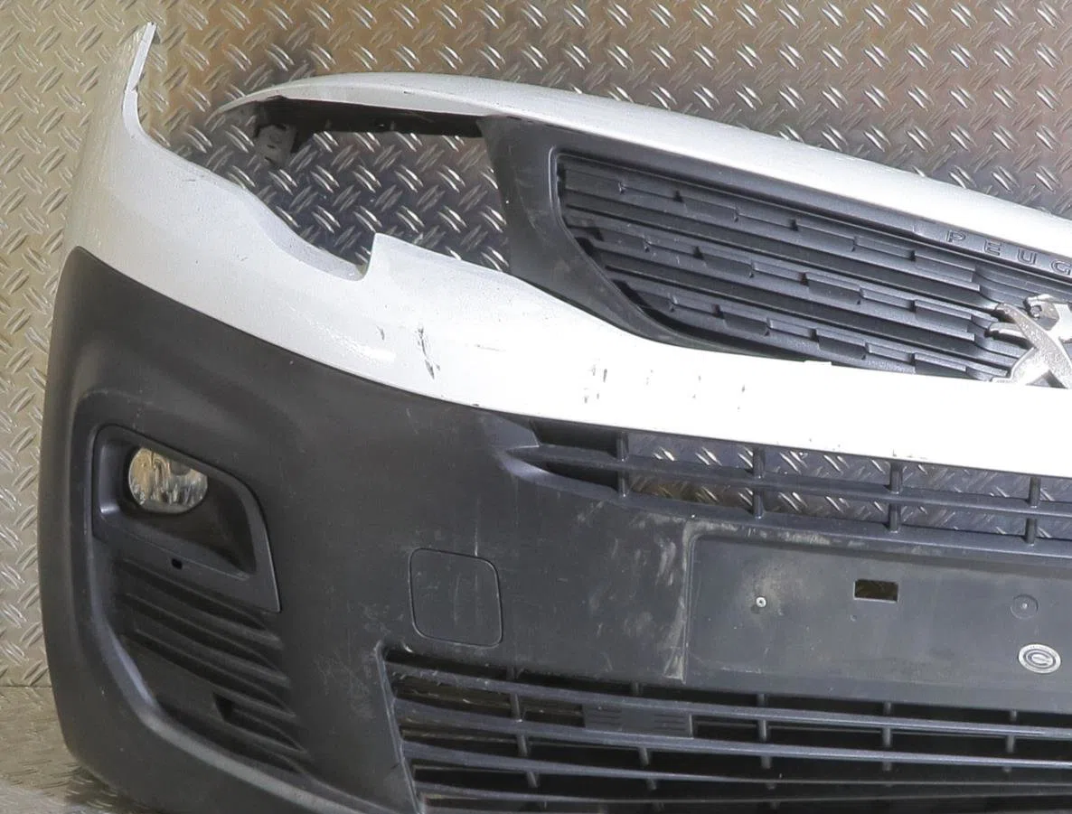 Pare-choc avant PEUGEOT PARTNER 3 PHASE 1 occasion